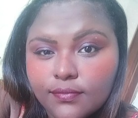 Edilleny, 26, Itajai