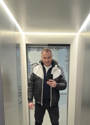 Алексей из Москвы 61 год