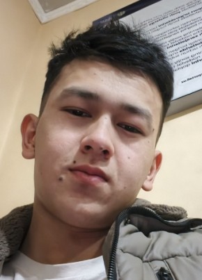 Shahriyor из Якутска 19 лет