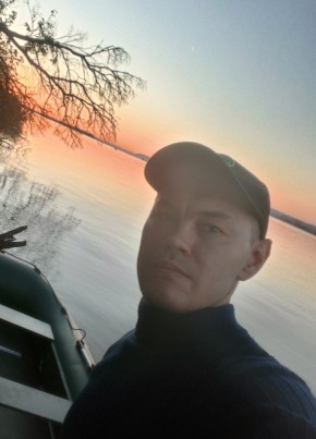 Роман из Канаша 36 лет