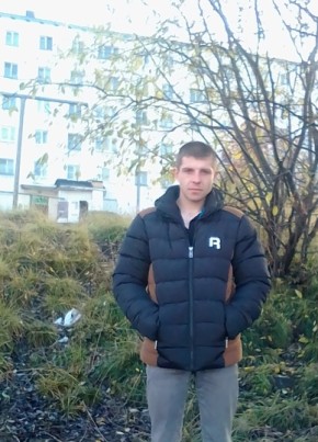 Александр, 31, Россия, Никель