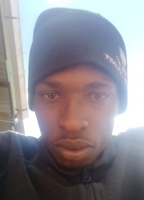 Moses Mksz Moses из Nairobi 19 лет
