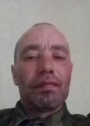 Эдуард, 43, Россия, Багдарин
