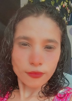 Naira из Marabá 26 лет