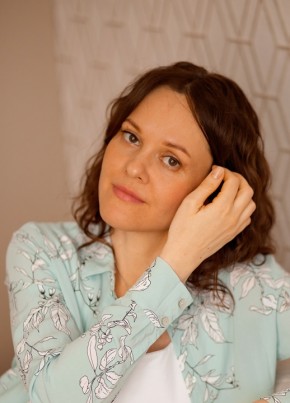 Елена, 37, Россия, Омск