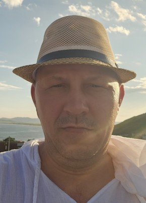 Алексей из Владивостока 47 лет