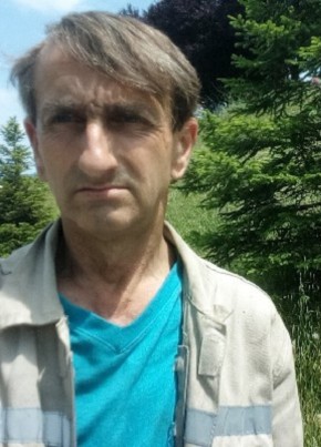 Ivan Kolev, 52, Romania, București