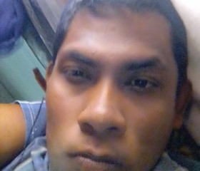 Hola, 20, Martinez de la Torre