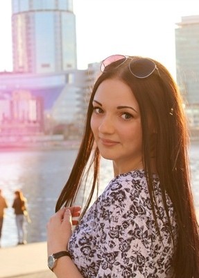 Есения, 28, Россия, Верхний Тагил