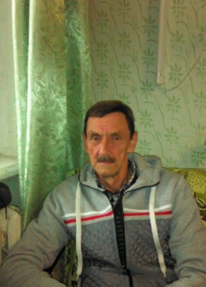 Александр, 74, Россия, Новоуральск