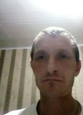 Александр, 46, Россия, Слободской