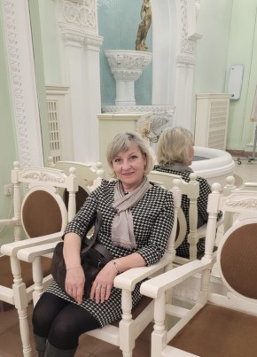 Лариса из Омска 57 лет