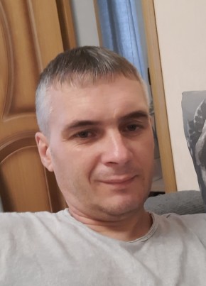 Денис из Динскаи 43 года