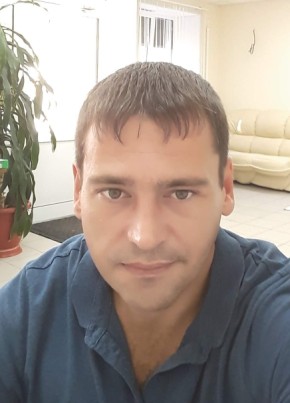 Dmitriy, 45, Russia, Engels