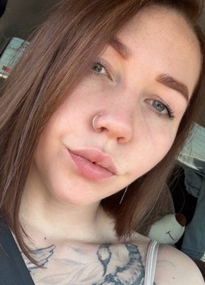 Лиза из Иркутска 28 лет