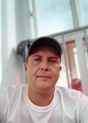 Виталя, 42, Россия, Губаха