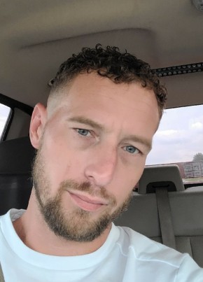 James, 37, United States of America, Belleville (State of Illinois)