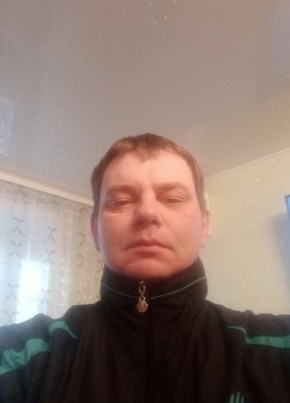 Anatoliy, 43, Russia, Vyazemskiy