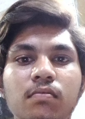 Ajay, 18, India, Jūnāgadh