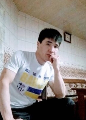 Умар Эргешов из Кызыл-Кыи 32 года