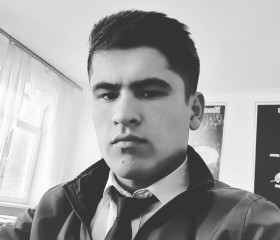 Tokhirdzhon, 22, Moscow