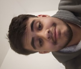 Neel, 18, City of London