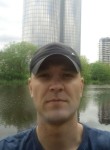Vitaliy, 36, Riga