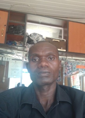 Ramosskemboitita, 31, Kenya, Kericho