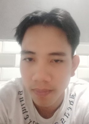 alexis из Quezon City 19 лет