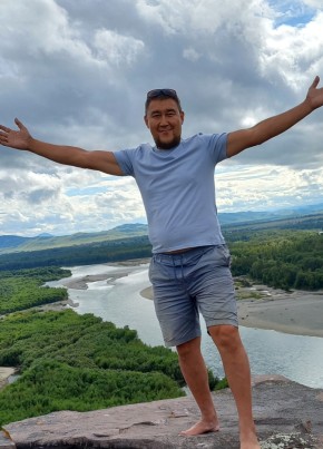 Александр из Дудинки 44 года