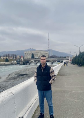Леонард, 33, Россия, Москва
