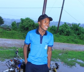 Eliudy, 21, Mbeya