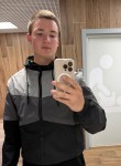 Данил, 19, Moscow