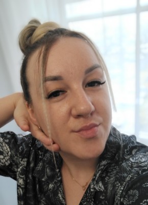 Анна из Барнаула 32 года
