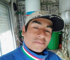 Dieguito, 44, Buenos Aires