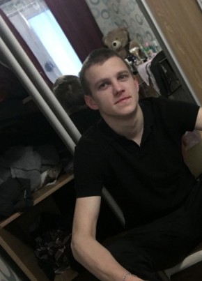 Артем, 27, Россия, Москва