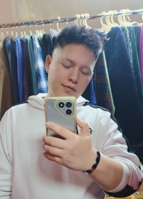 Дмитрий из Барнаула 22 года