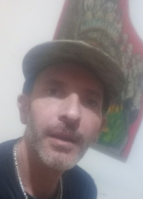 Basti из Crespo 46 лет