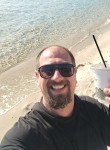 George, 34  , Thessaloniki