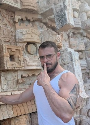 Vladislav, 40, Russia, Volgograd