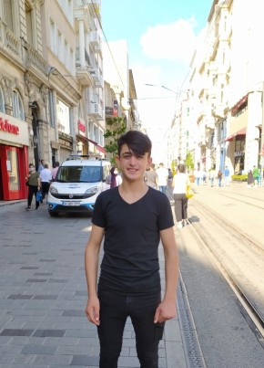 Emirhan, 21, Türkiye Cumhuriyeti, Gebze