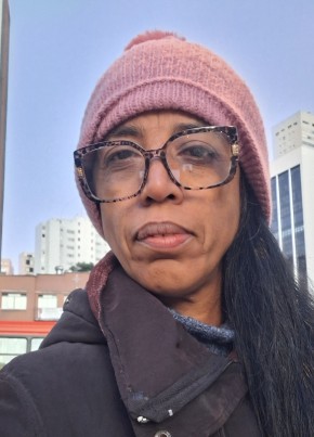 Aline из Curitiba 46 лет
