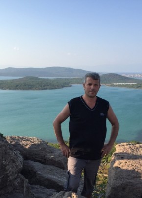 Şenol, 44, Türkiye Cumhuriyeti, Sındırgı