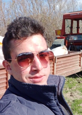 Nicolangelo, 22, Repubblica Italiana, Vasto