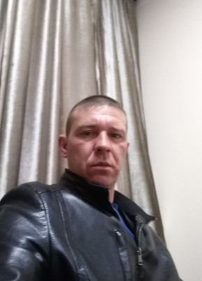 Roman, 41, Россия, Астрахань