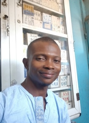 Kader из Abidjan 30 лет
