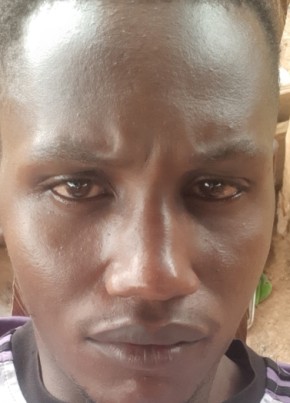 Yaya soh, 28, République de Côte d’Ivoire, Odienné
