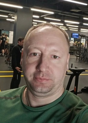 Ден из Набережные Челны 42 года