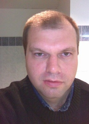 Анатолий, 45, Россия, Луга