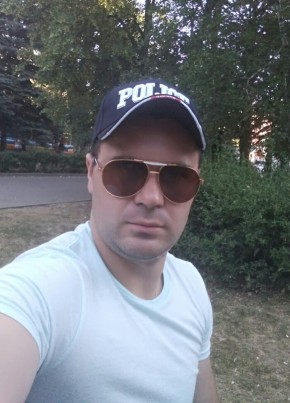 Олег, 35, Россия, Аксай